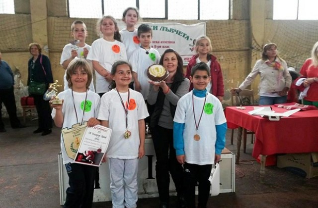 Първо издание на „Врачански лъвчета