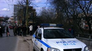 Бързи производства срещу пияна шофьорка и крадла на уиски