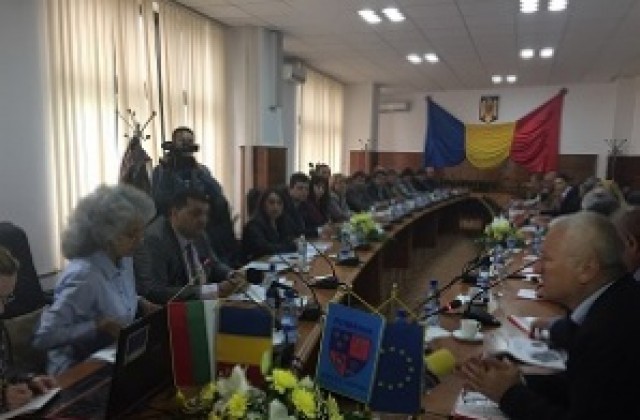 Наши и румънски земеделци обменят опит