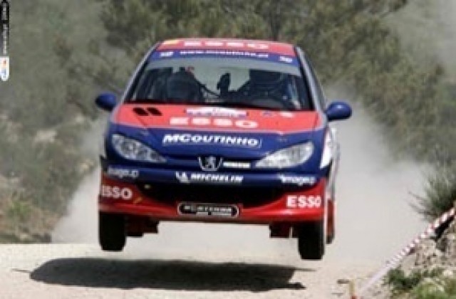 Автомобилно състезание затваря улици във В. Търново