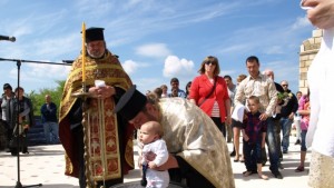 Масово кръщене в Плиска за 1150годишнината от покръстването на българите