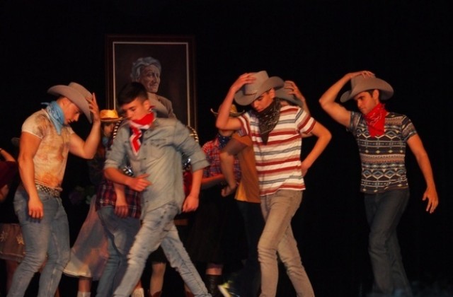 ГПЧЕ „Йордан Радичков отбеляза 45-та си годишнина