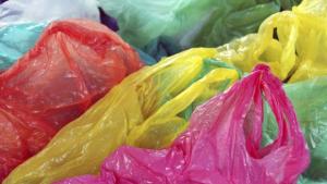 България отчита използване на помалко пластмасови торбички