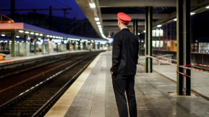 Германските железничари стачкуват една седмица