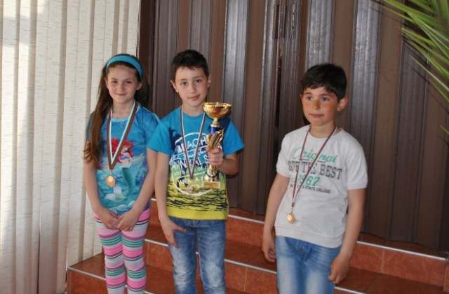 Лъчезар Йорданов и Патриция Найманова са комплексни шампиони за Купа Търновска царица