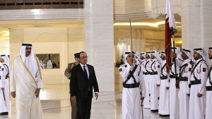 Катар купува 24 френски бойни самолета Рафал за 63 млрд