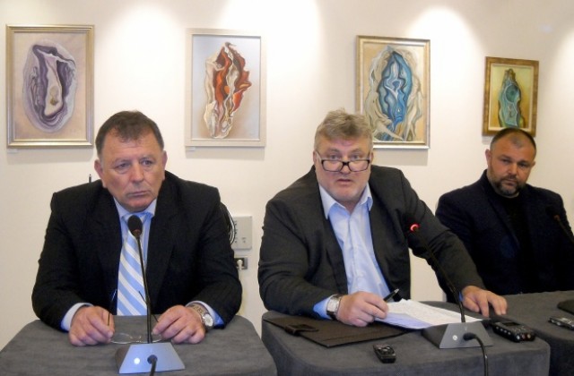 Бареков остана без съпартийци във Варненско