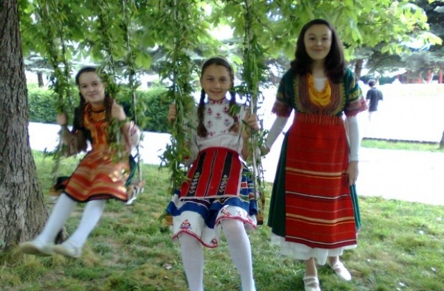 Гергьовски люлки за здраве в Кюстендил