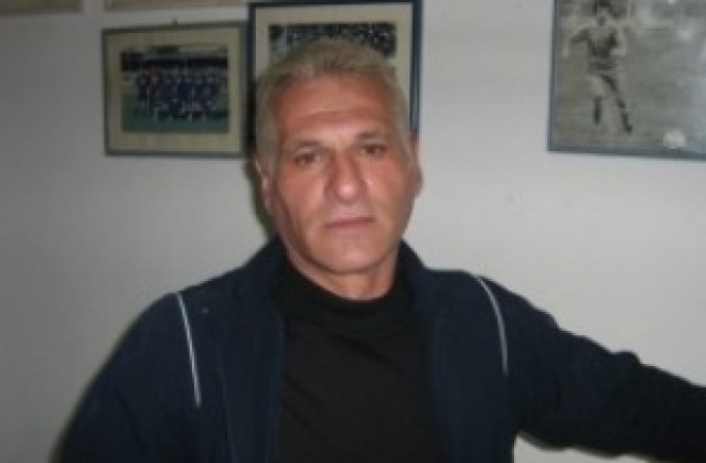 Почина Живко Господинов