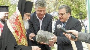 Положиха първия камък на нов храм в село Савино