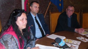 Един загинал младеж и 13 пострадали деца при катастрофи в