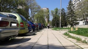 Ученици срещу колите