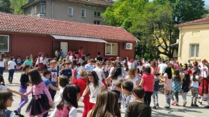 Пролетно веселие организираха в НУ Христо Ботев