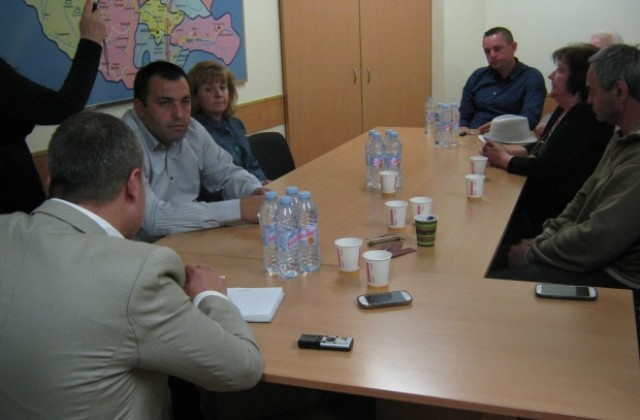 Десните партии в Дупница се отзоваха на поканата на председателят на ГЕРБ Дупница Ивайло Константинов