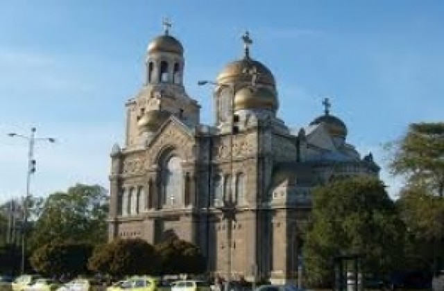 Затварят за два часа движението в центъра за 6 май