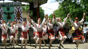 На Гергьовден ще се вие хоро в центъра на Гълъбово