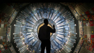 ЦЕРН осъществи първия сблъсък на протони в Големия адронен колайдер