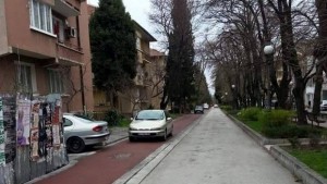 До 200 лева глоба за паркиране по тротоари и в