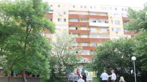 И съседната на падналата тераса рискова