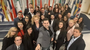 Младежи от ГЕРБ Кюстендил посетиха Брюксел по покана на евродепутата