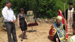 Първа копка на параклис в село Горен Чифлик