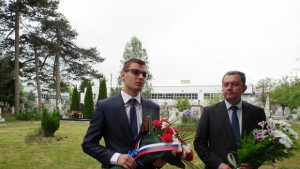 Поднесоха цветя в памет на загиналите в Рускотурската освободителна и