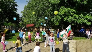 В ДГ Юнско въстание отпразнуваха десетия рожден ден на eTwinning