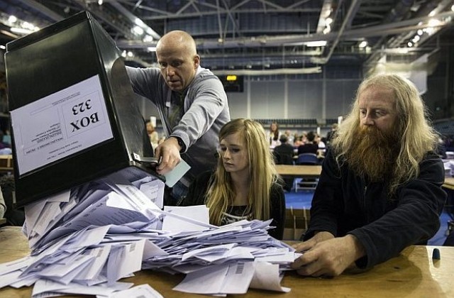 Оставки във Великобритания след парламентарните избори