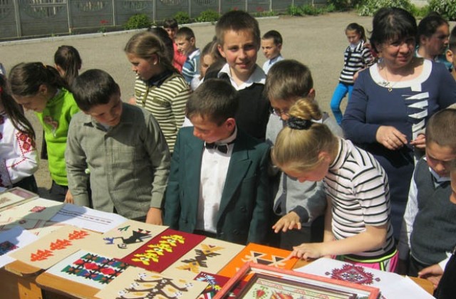Добричлии гостуваха на празника на Тараклия в Молдова