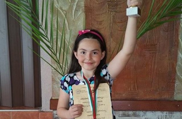 Купа, злато и сребро завоюваха от ШКМихаил Тал- Червен бряг на Търновската царица