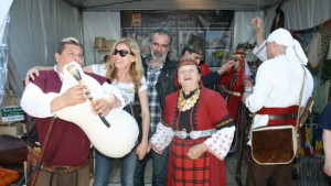 Популярни личности посетиха колоритния събор на овцевъдите