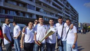 Волейболистите показаха Купата на България в центъра на Добрич