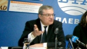 Румен Петков Не може конституция да се променя на коляно
