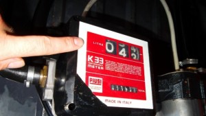 Бус превърнат в подвижна станция за гориворазкриха русенски митничари