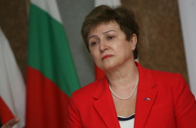 Георгиева: Добре е Българската банка за развитие да се включи в плана „Юнкер
