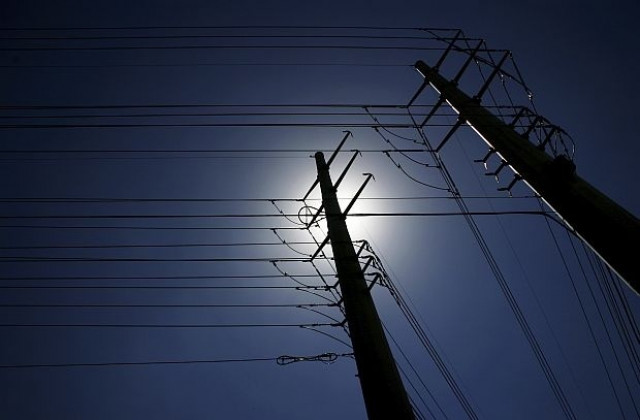 Авария остави половин Скопие без ток