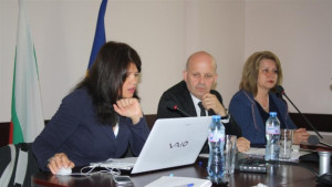 Расте броят на потребителите на социални услуги в областта