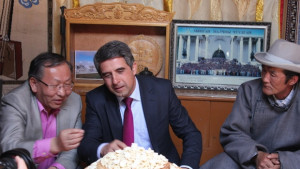 Наши учени ще разгадават праисторически рисунки в пещери в Монголия