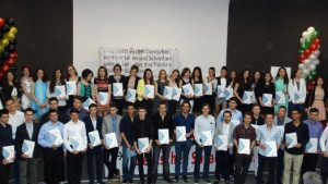 50 зрелостници от Езиковата гимназия с немски дипломи