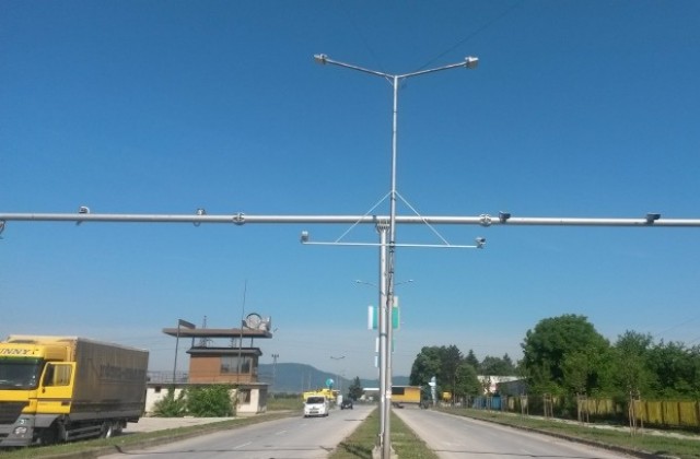 Кметът Иван Иванов: Слагаме камери в целия град