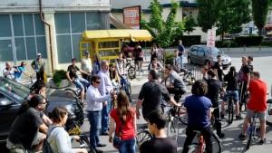 Колоездачи протестираха против забраната да карат в центъра