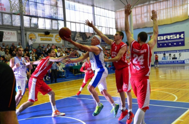 Черно море разпердушини Лукойл