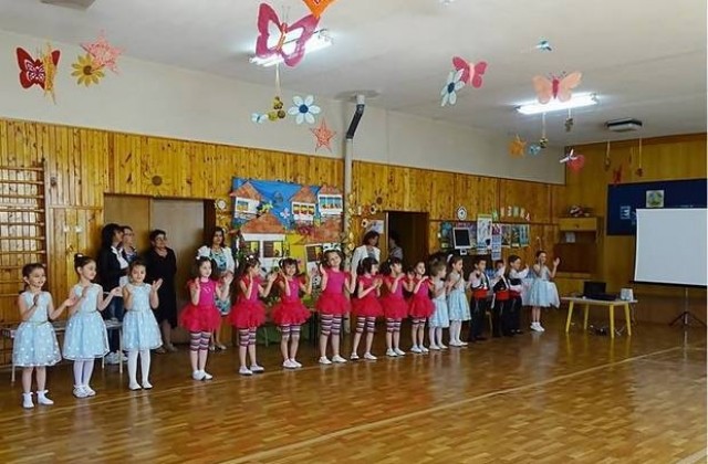 ЦДГ„Юнско въстание беше домакин на Областен конкурс-изложба