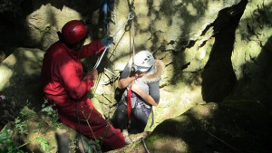 Необлагородена пещера впечатли ученици