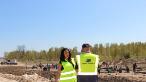 Павлова Влагаме повече асфалт с помалко пари ВИДЕО