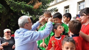 Лекоатлетическа щафета за Деня на българския спорт