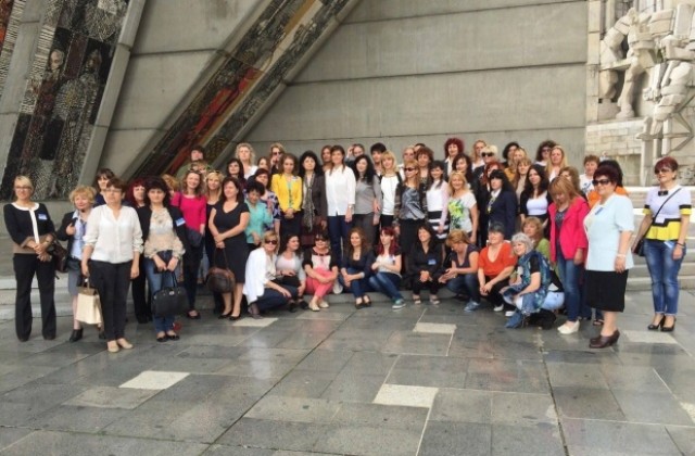 Три дами представиха област В. Търново на национален форум на Жени ГЕРБ