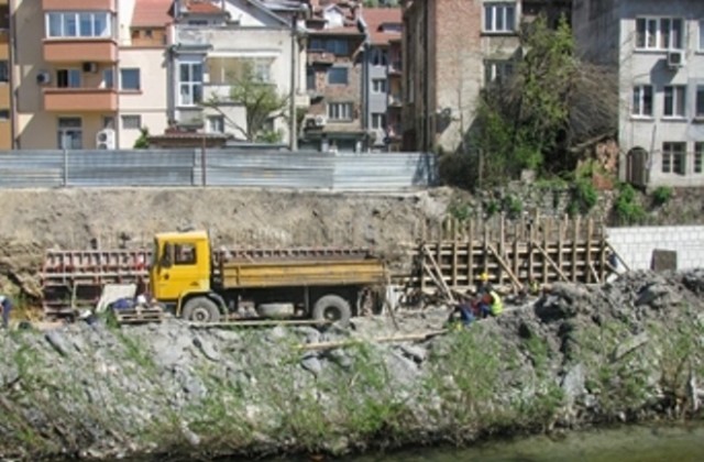 Няма да се удължава срокът за финал на водния цикъл, графикът се спазва