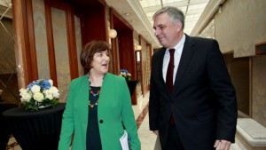 Калфин чака отговор за пенсионни промени направил максимални отстъпки