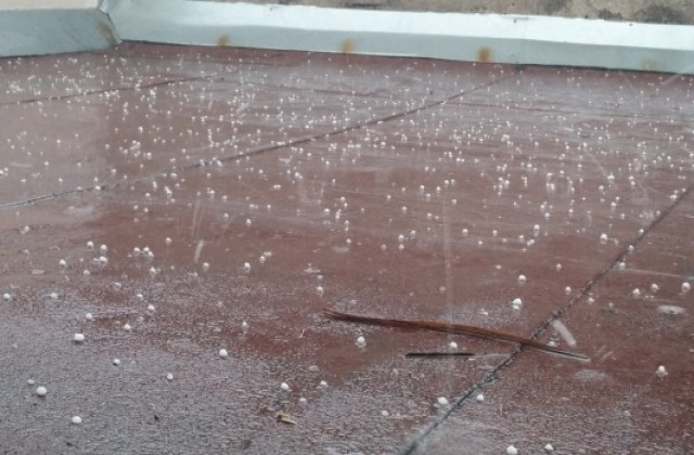 Градушка и гръмотевици в Дупница